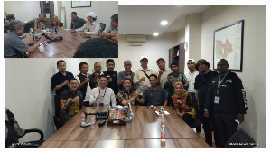 https://www.gardatipikornews.com/diduga-ada-organisasi-masyarakat-diketuai-anggota-dprd-kab-bogor-mendapat-pelayanan-istimewa