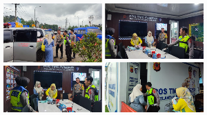 https://www.gardatipikornews.com/selasa-bersihbersih-selasih-forkopimcam-kecamatan-bojonggenteng-melaksanakan-giat-bersihbersih-jalan-balitri-pakuwon-cibodasparakansalak