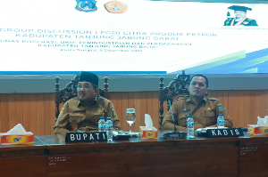 https://www.gardatipikornews.com/pemdes-cidokom-pemdes-padurenan-kec-gunungsindur-serta-pemdes-lainnya-serentak-salurkan-bantuan-pangan-dan-minyak-goreng
