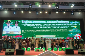 https://www.gardatipikornews.com/presiden-ri-prabowo-subianto-kembali-meninjau-lokasi-dampak-bencana-dan-meresmikan-jembatan-bailey-padang-mantuang-di-nagari-kayu-tanam
