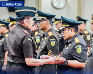 https://www.gardatipikornews.com/satresnarkoba-polres-tanjab-barat-terima-limpahan-kasus-narkotika-satu-pria-diamankan-di-batang-asam