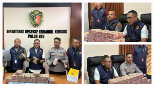 https://www.gardatipikornews.com/resmi-dikukuhkan-camat-caringin-terpilih-jadi-ketua-apekkasi-kabupaten-sukabumi-periode-20262029