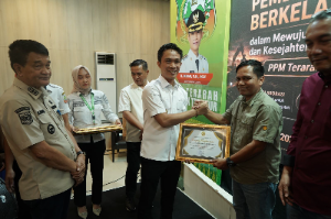 https://www.gardatipikornews.com/berbagai-tanggapan-muncul-terkait-revitalisasi-mulai-aktivis-jurnalis-hingga-mantan-ketua-organisasi-pgri-periode-20202025-ini-penjelasannya