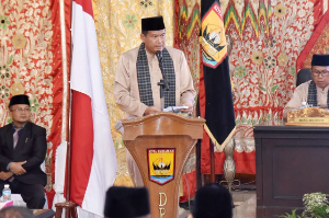 https://www.gardatipikornews.com/ketua-umum-kjni-keselamatan-rakyat-tak-boleh-dikorbankan-copot-kepala-dlhk-jika-tak-mampu-menjalankan-amanah